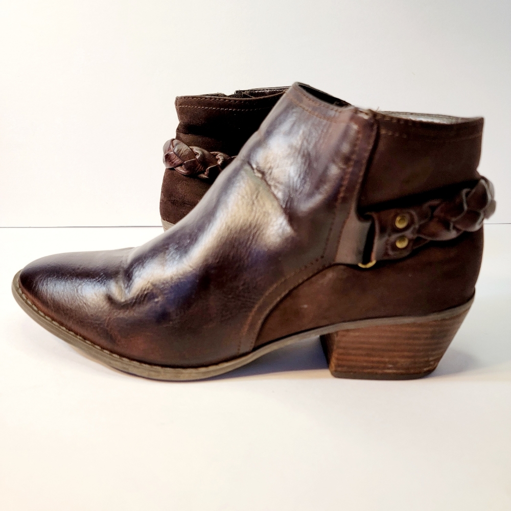 American Eagle Boho, Western, Brown Leather And Suede Ankle Bootie